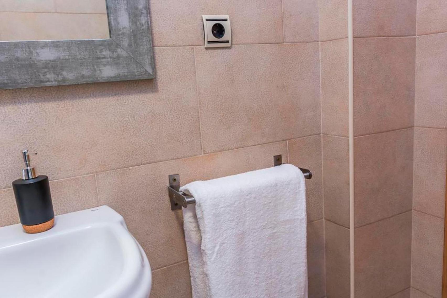 Apartamento A 15 Minutos De Baqueira Les Bordes Eksteriør billede